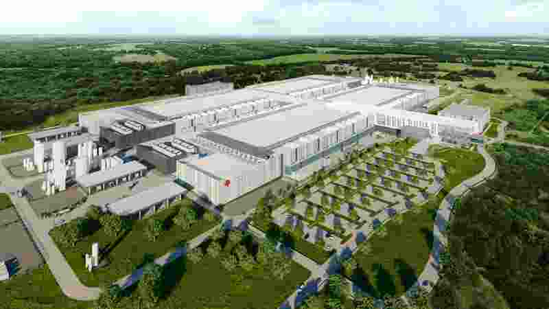 Two full-fledged semiconductor fabrication plants are going to come up in India very soon entailing multi-billion dollar investment besides several chip assembly and packaging units, Rajeev Chandrasekhar said.