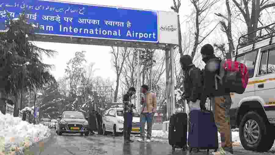 Flight operations gradually normalise at Srinagar Airport