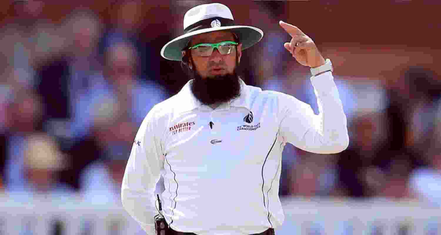 Aleem Dar during a test match.