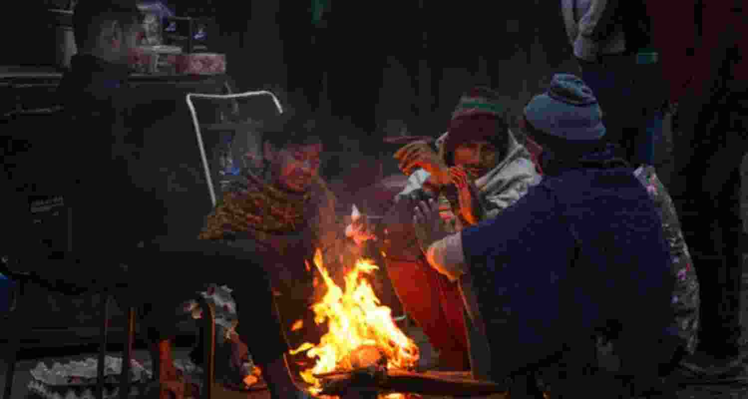 Temperatures are expected to dip by 3-5°C across Northwest, West, and Central India, signaling harsh winter conditions ahead.
