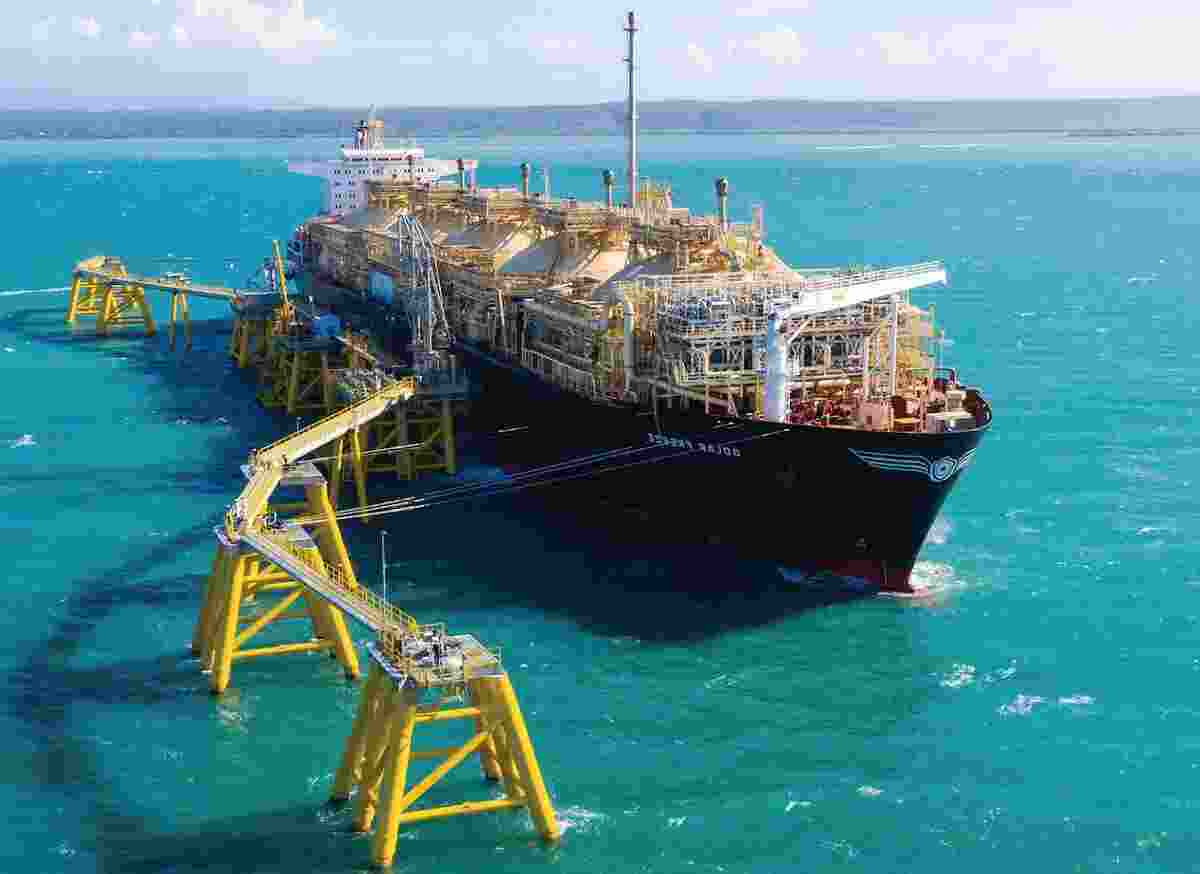 Petronet LNG Ltd, India's biggest liquefied natural gas company, will in 2025 start supplying LNG to Sri Lanka