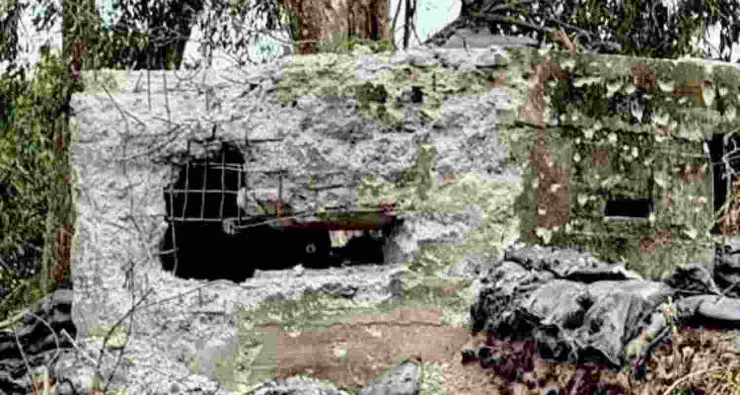 The military confrontations have left dozens of people dead and displaced hundreds of thousands of people on both sides. Both sides agreed to end the fighting by signing a truce on December 27, 2025