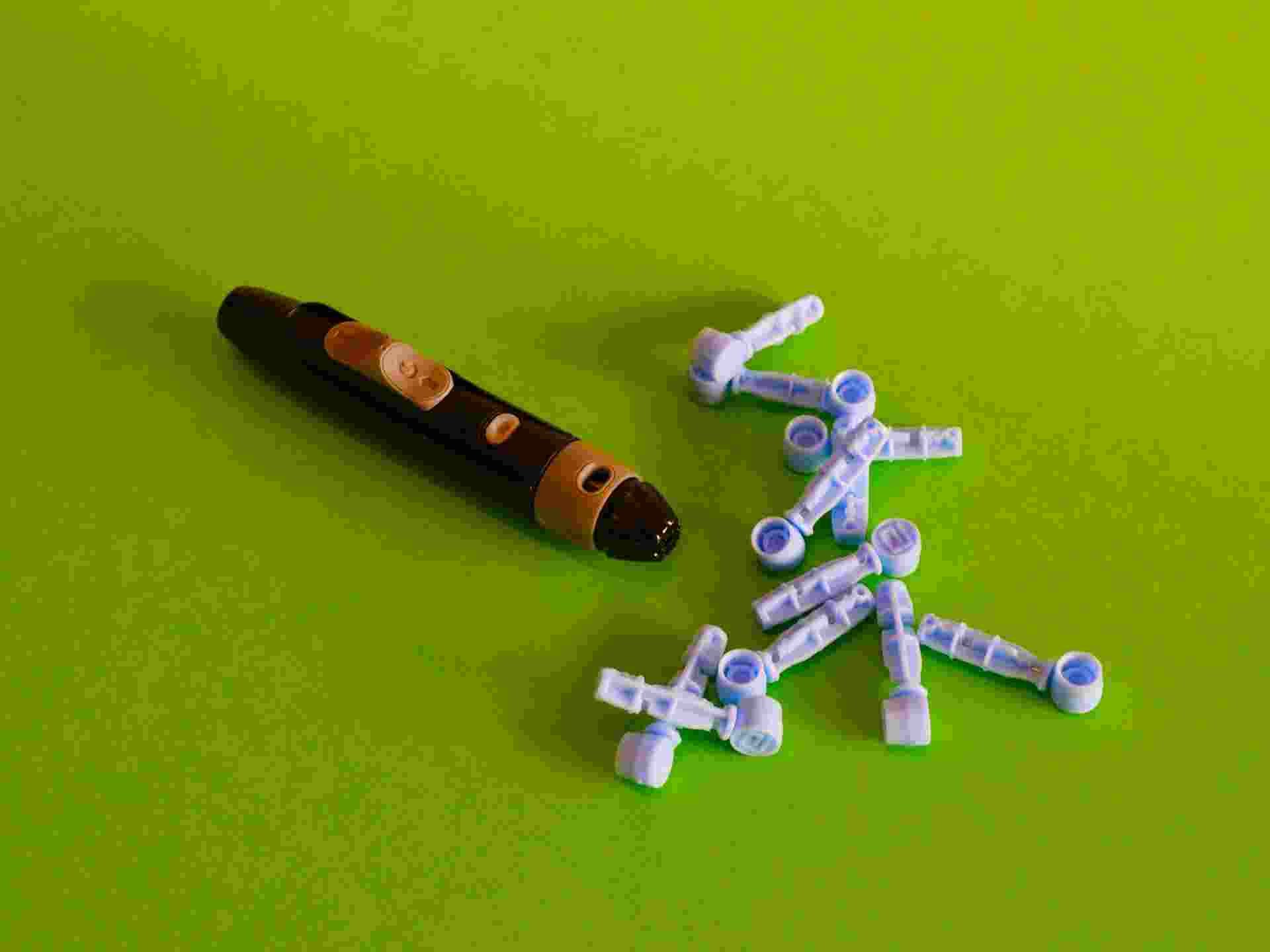 The authors found that people having a chronic diabetes complication had a two-fold or three-fold higher risk of developing a mental health condition, while those having mental health disorders were found to be up to 2.5 times more likely to experience sustained diabetes complications. 