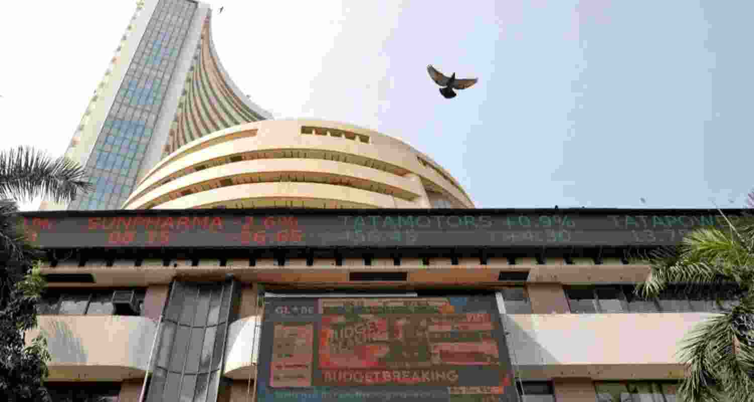 Markets end lower on Thursday