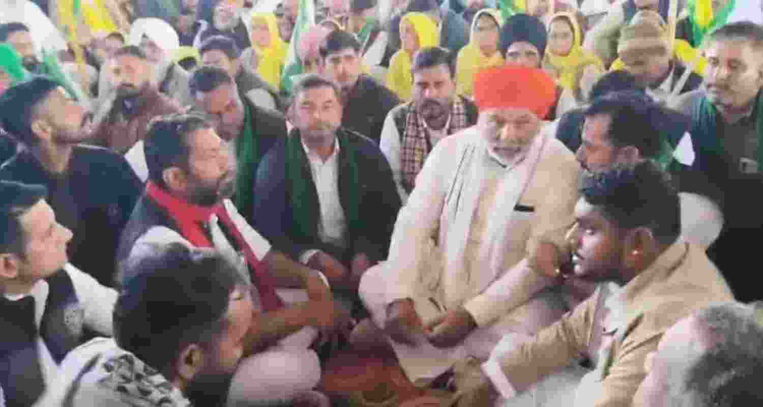 The agitation on December 10 saw a large assembly of farmers in front of the Tibbi SDM office, which slowly swelled to hundreds by evening, with protestors reaching the factory site with tractors and demolishing the boundary wall