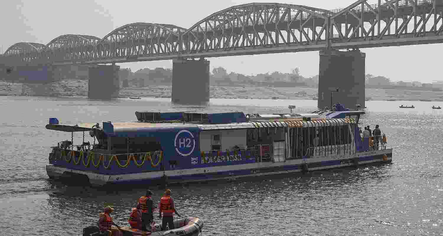 Attributing the achievement to the visionary leadership of Prime Minister Narendra Modi, Sonowal said it “proves that our technical capabilities are ready for the future”. 