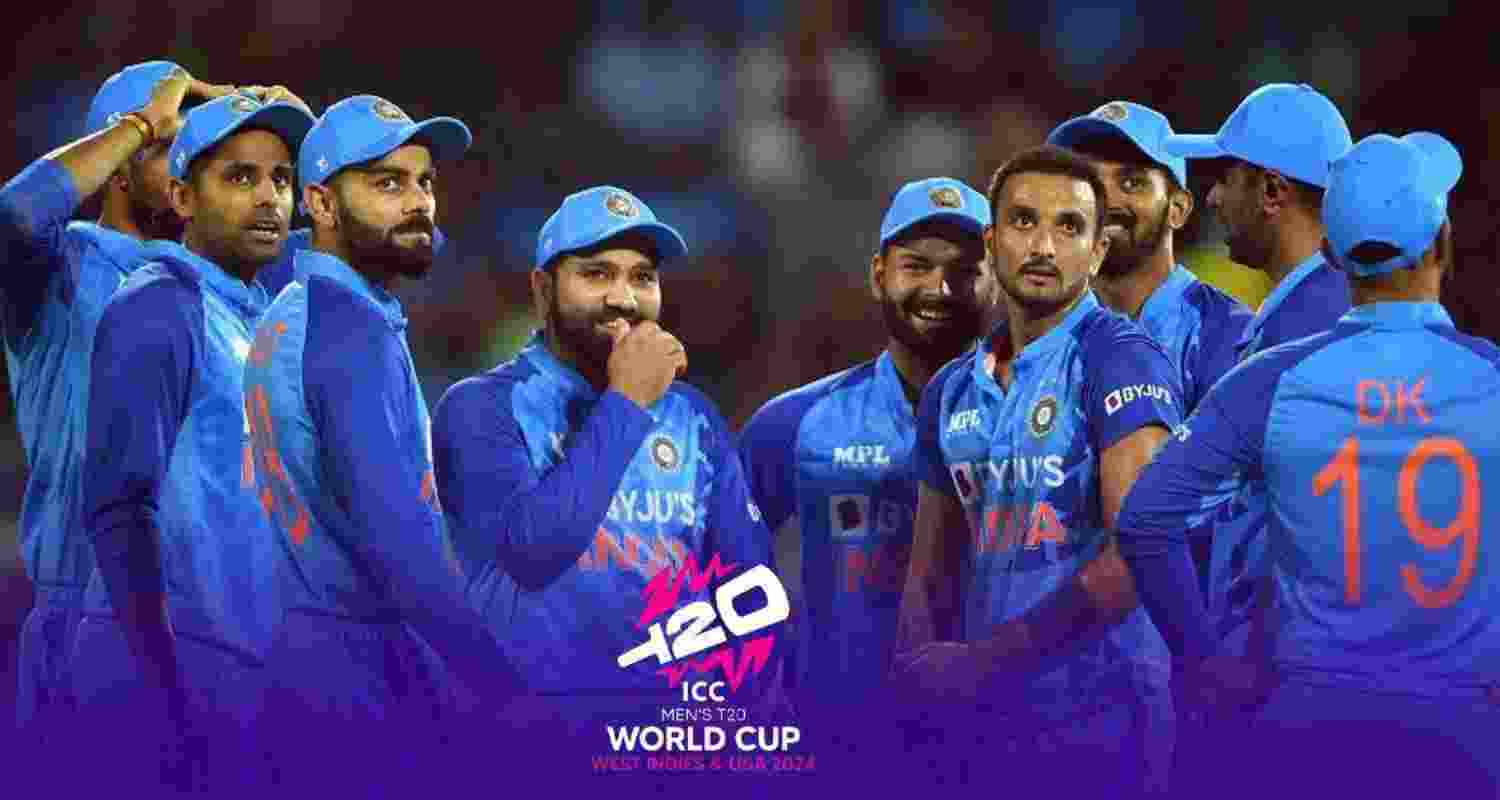The selectors are set to reveal the core squad of 15 and name traveling reserves and net bowlers.