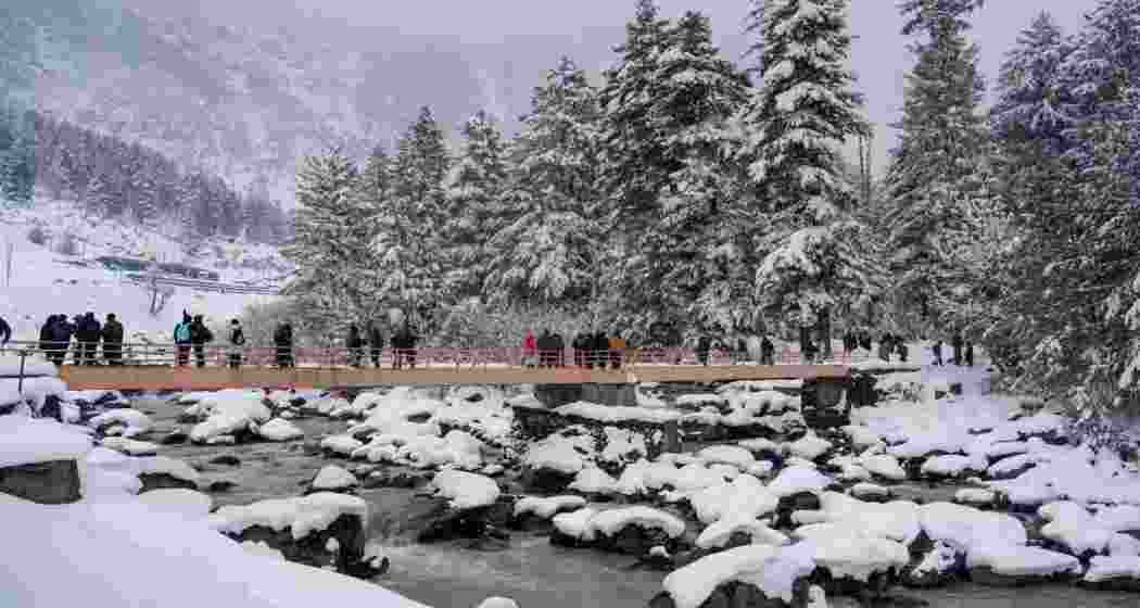 Gulmarg skiing resort in north Kashmir recorded a low of minus 10.6 degrees Celsius on Saturday.
