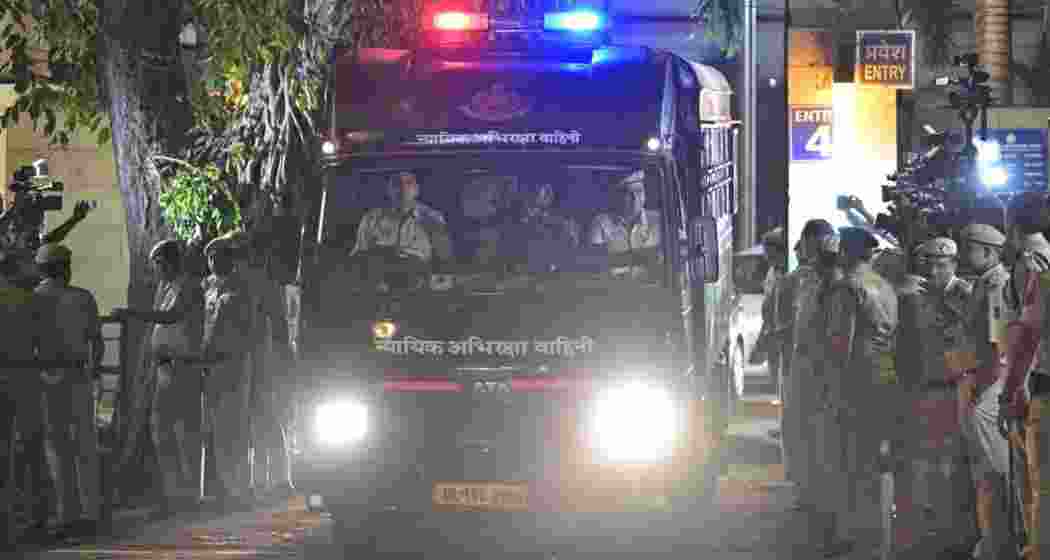 Tahawwur Rana leaves from Patiala House Court in New Delhi after he was sent to 18-day NIA custody.