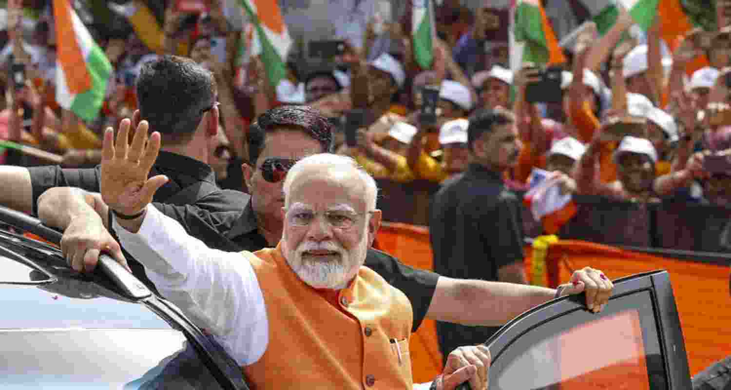 PM Modi holds roadshow in Gandhinagar, targets Pakistan 