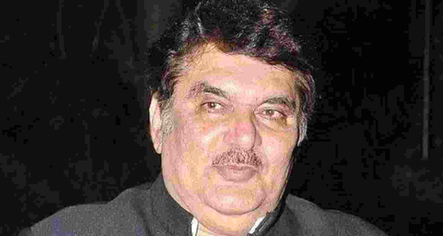 Actor Raza files police complaint over "false death rumors"