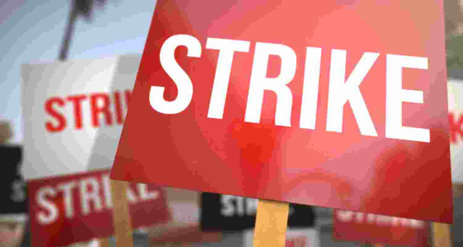 Tamil Nadu teachers, govt employees to go on strike from Jan 6 
