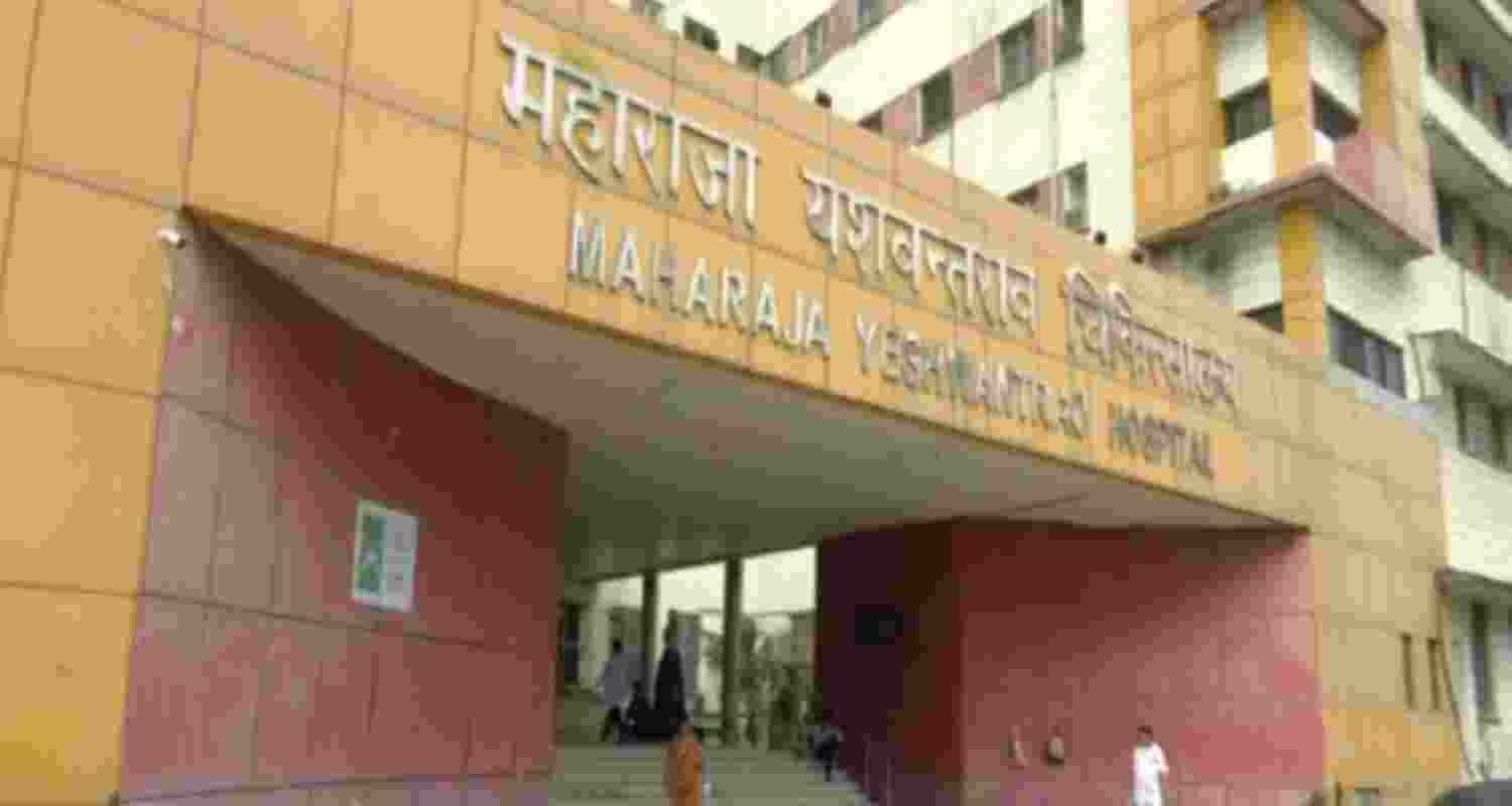Infant dies after rat bite at Indore MY Hospital ward.