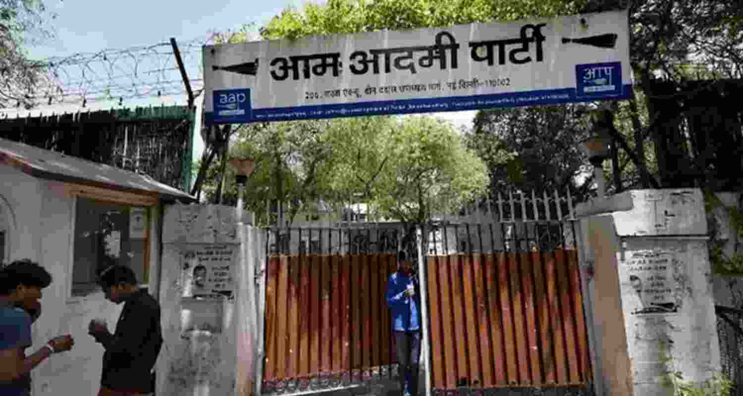 Government Assigns New Space to AAP After Delhi HC Order.
