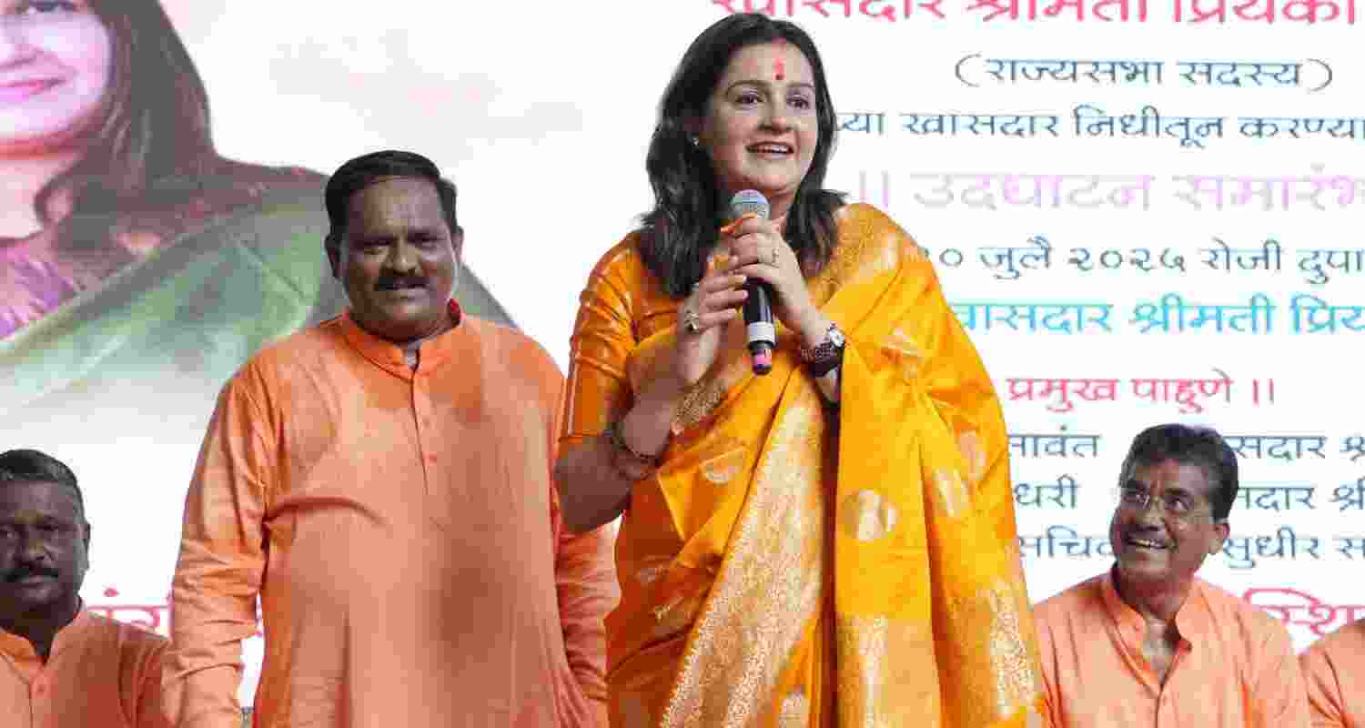 Shiv Sena UBT MP Priyanka Chaturvedi Hits Out at Mani Shankar Aiyar for Pak Comments.