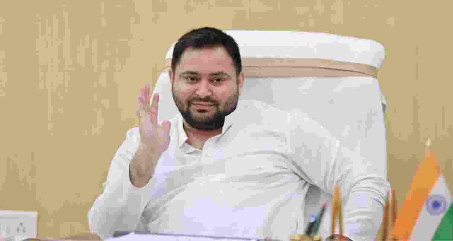 Bihar polls: Tejashwi criticises double-engine government.