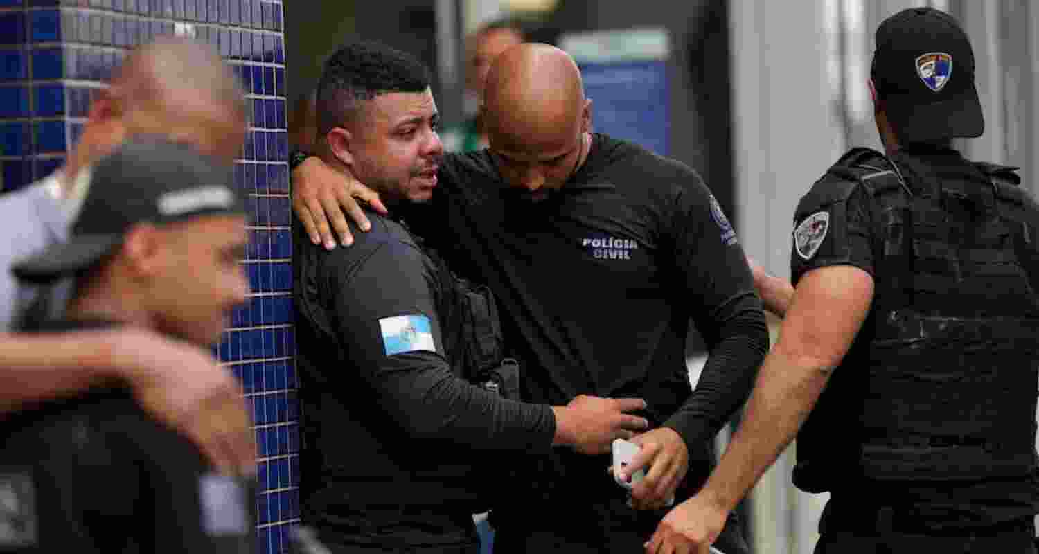 Sixty killed as Rio police strike Red Command gang.