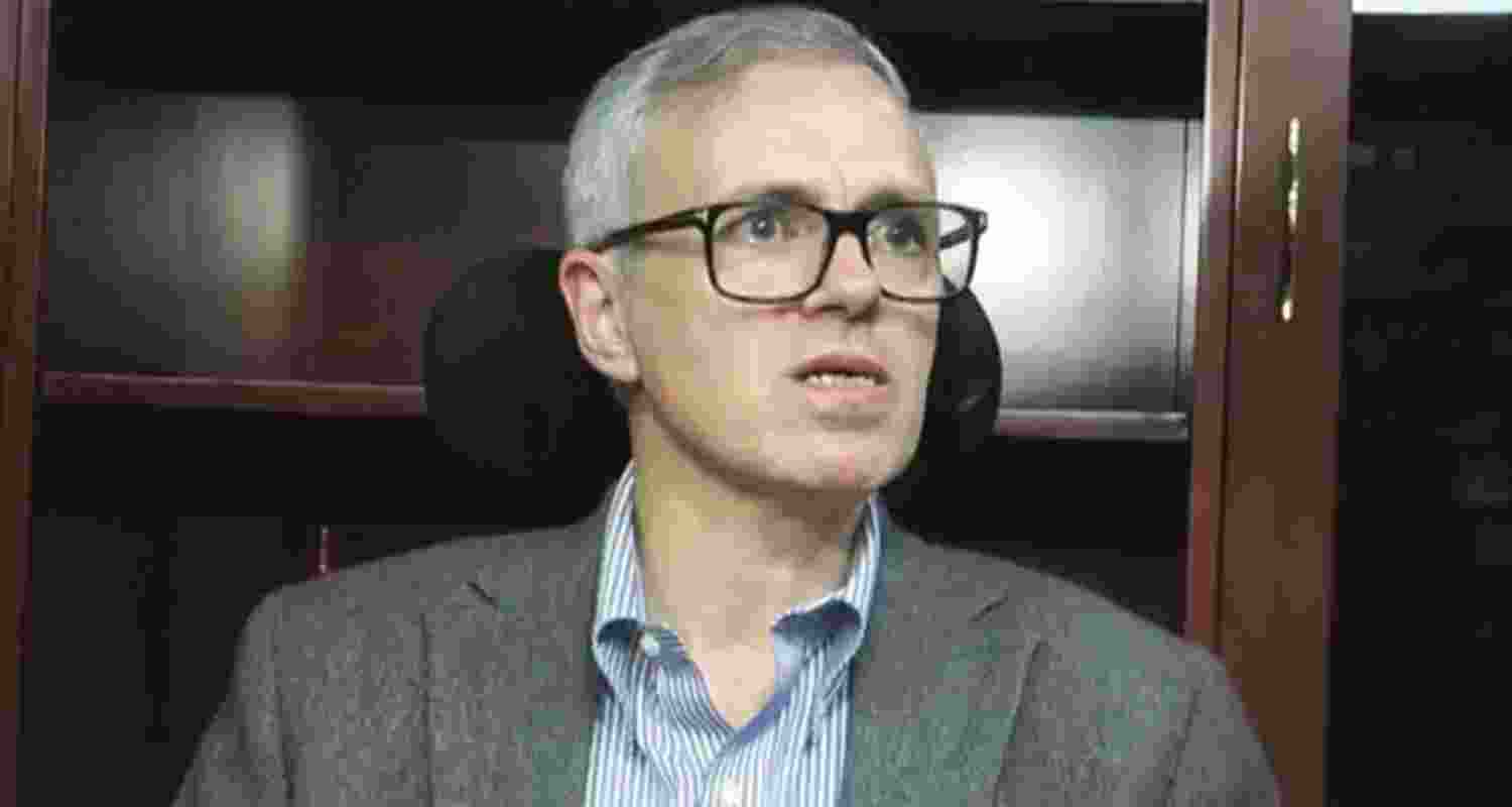 CM Omar assures compensation to houses damaged in Nowgam blast