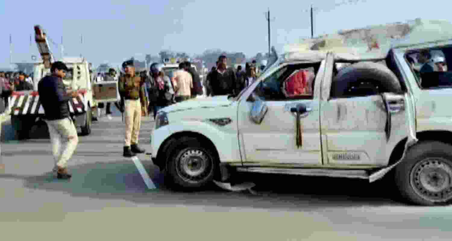 Bihar: Car flips 5 times after swerving to avoid biker, 5 killed