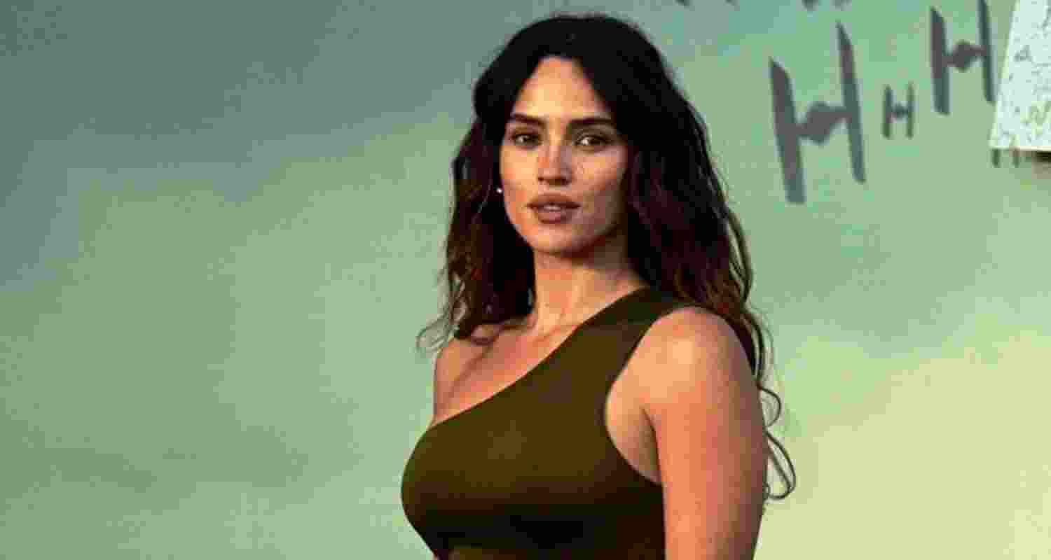 Michael B Jordan stars in and directs this adaptation of the 1968 romantic heist thriller, starring Faye Dunaway and Steve McQueen. 