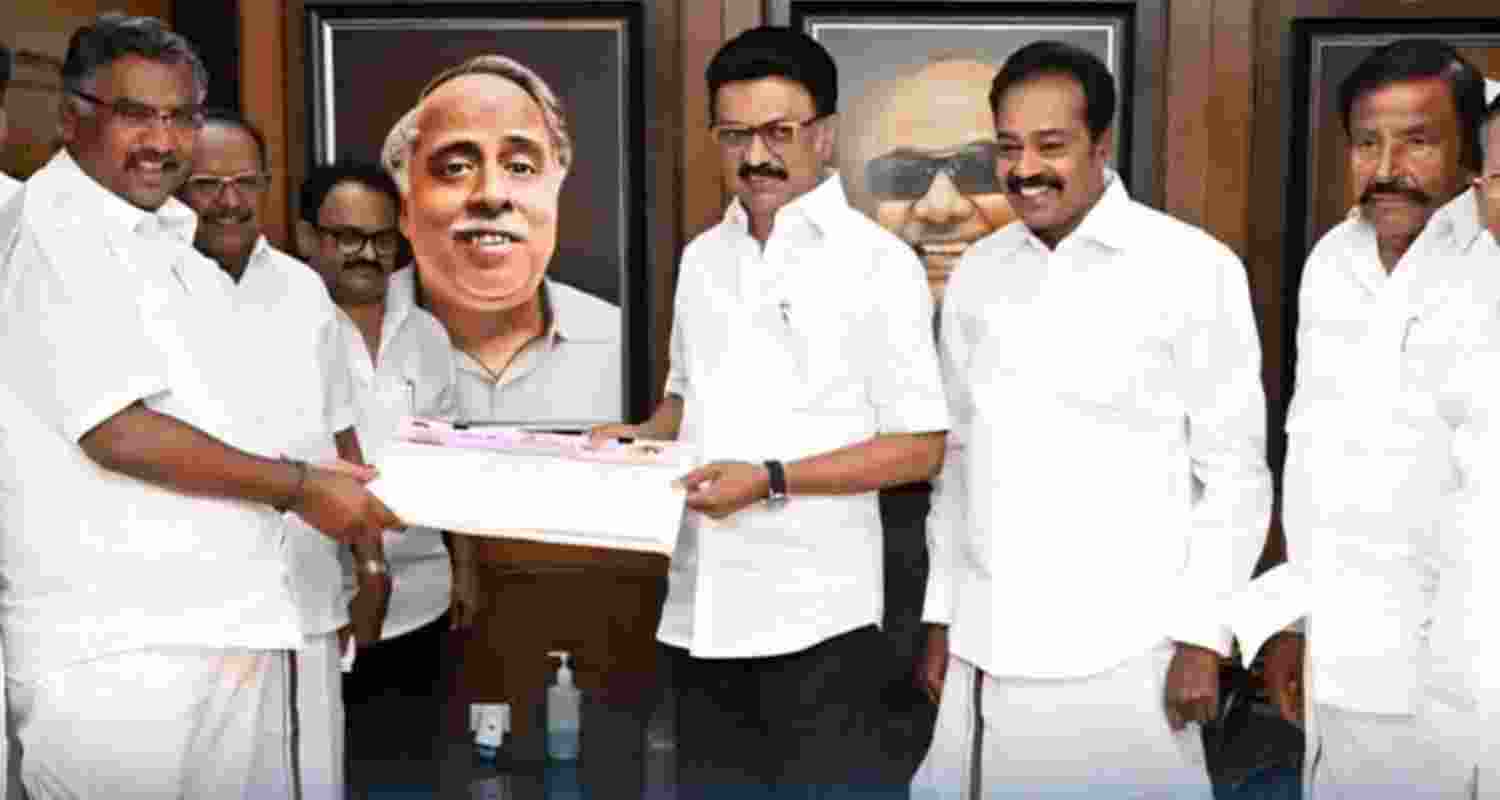 Former AIADMK MLA Karthik Thondaiman joins DMK
