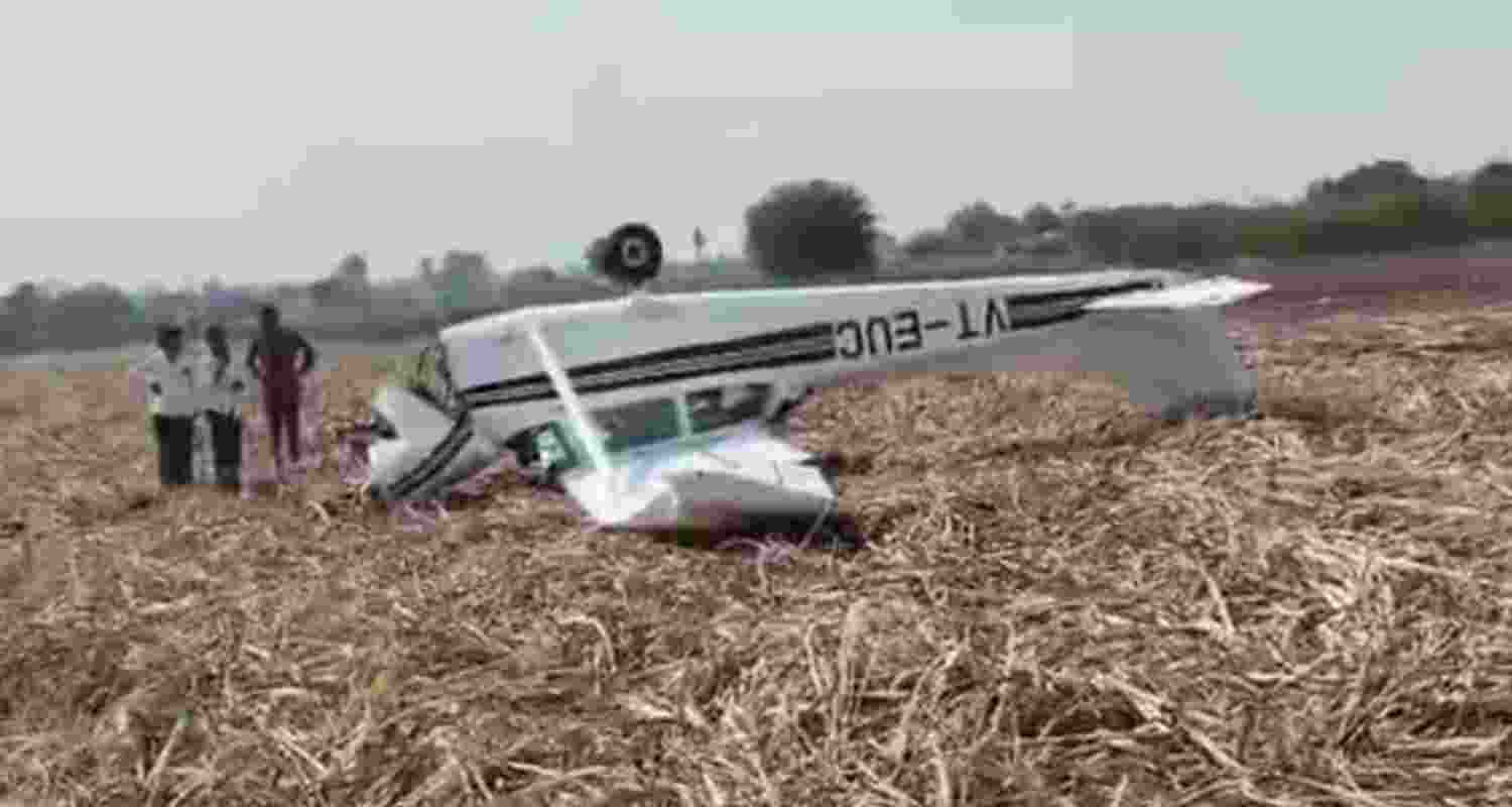 Local police arrived at the scene and coordinated with emergency services to rush the injured pair to a nearby hospital via ambulance.