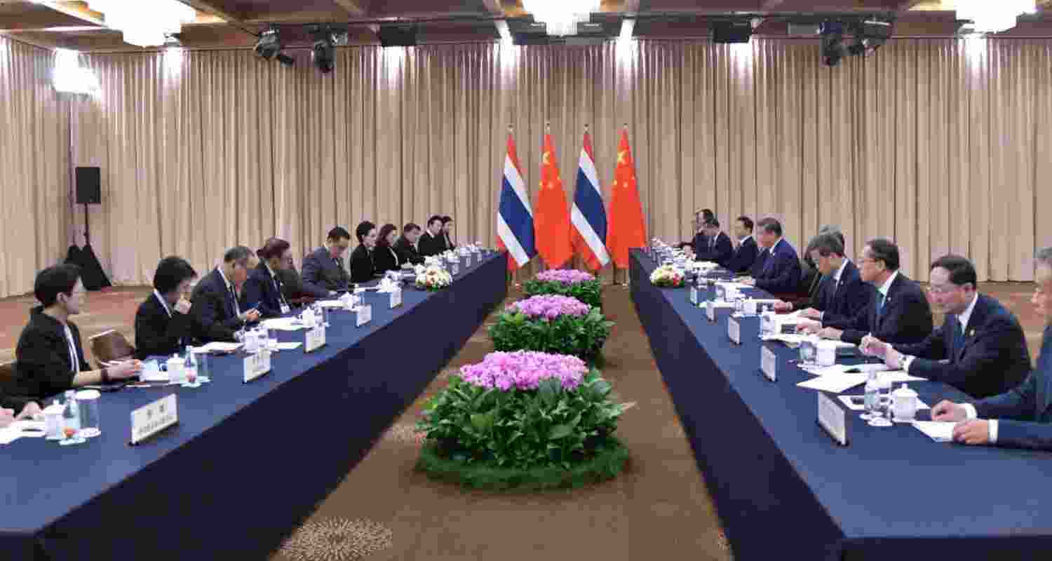 APEC leaders meet in South Korea. 