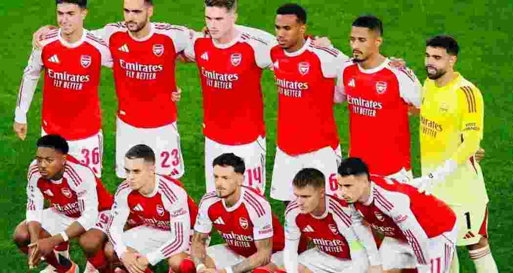 Arsenal squad pose for a team photograph.