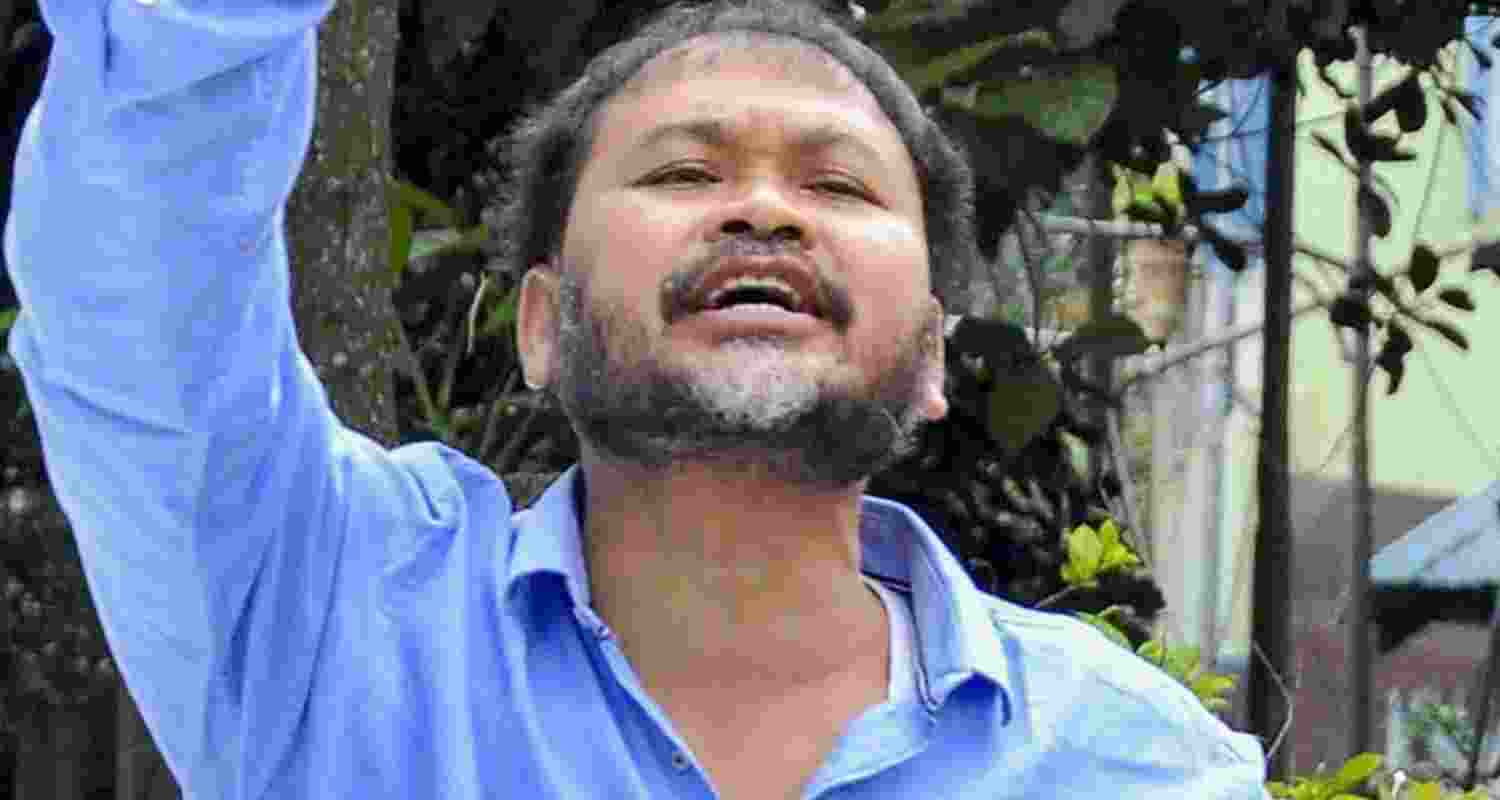 Assam MLA Akhil Gogoi faces angry reactions from flood-hit residents in Sivasagar over delayed relief and exclusion from the Rs 15,000 aid package.