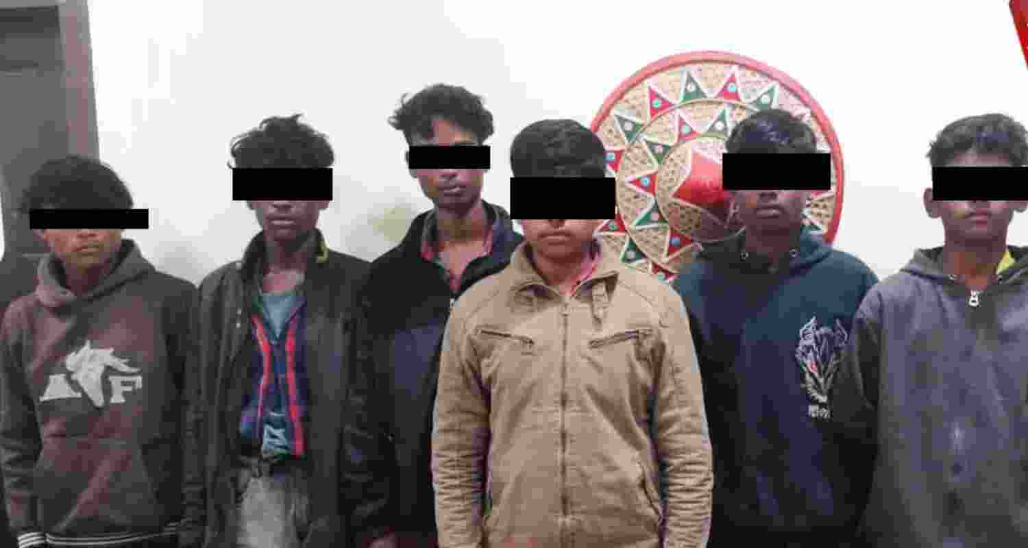 Image of the arrested perpetrators. Via X.