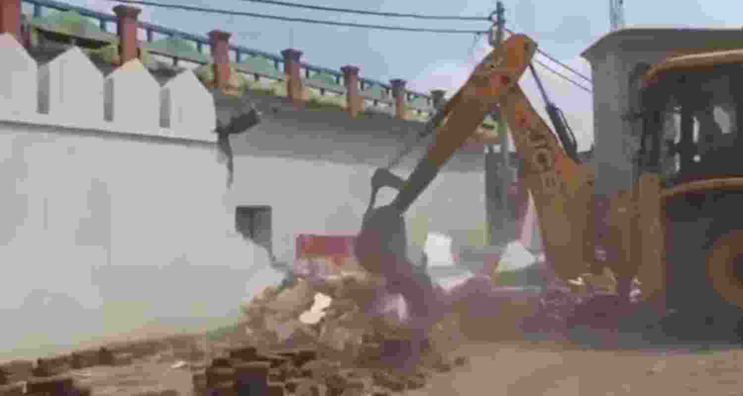 Yasin, a member of the mosque committee and a native of Raya Buzurg village, said, "Today marks the completion of the four days given to us. We are speeding the demolition of the mosque."