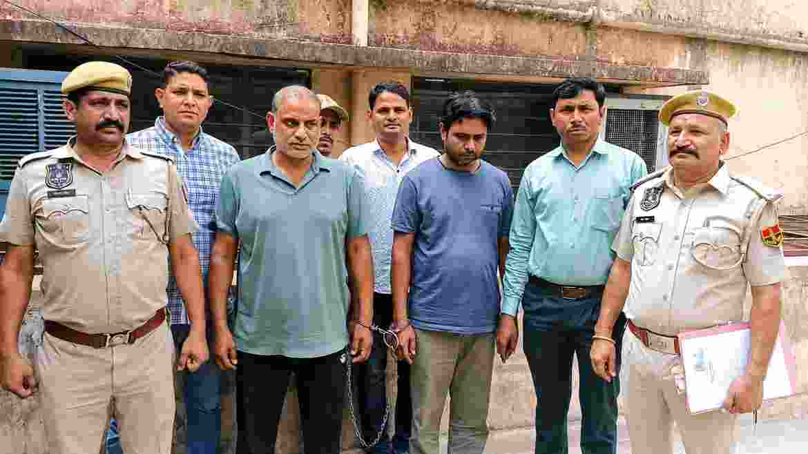 Members of a burglar gang, including alleged mastermind Satpal Fauji (second from left), after being arrested by Jaipur Police in connection with a series of theft cases. Members of a burglar gang, including alleged mastermind Satpal Fauji (second from left), after being arrested by Jaipur Police in connection with a series of theft cases.