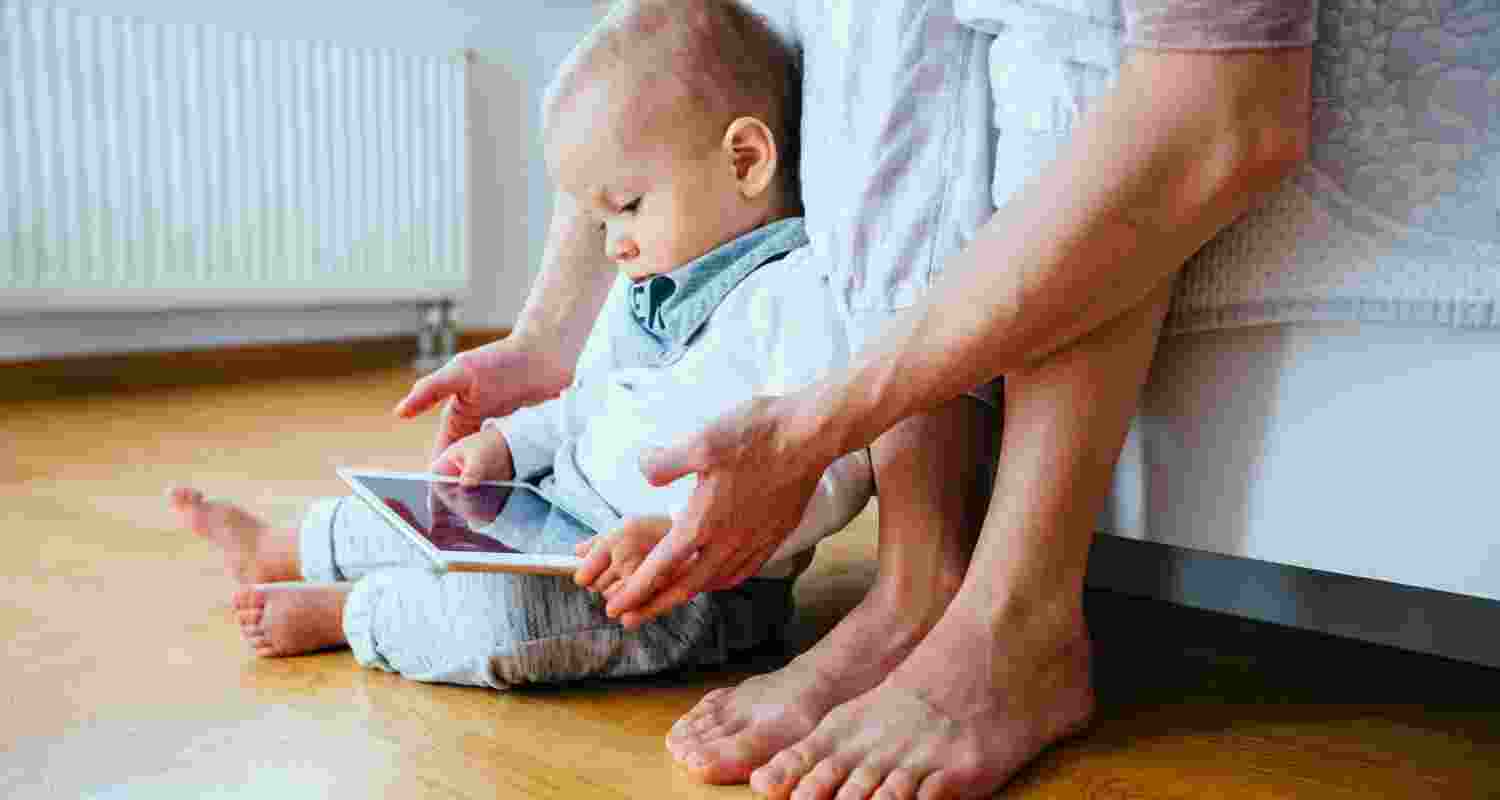 Do babies know right from wrong? New study doubts it