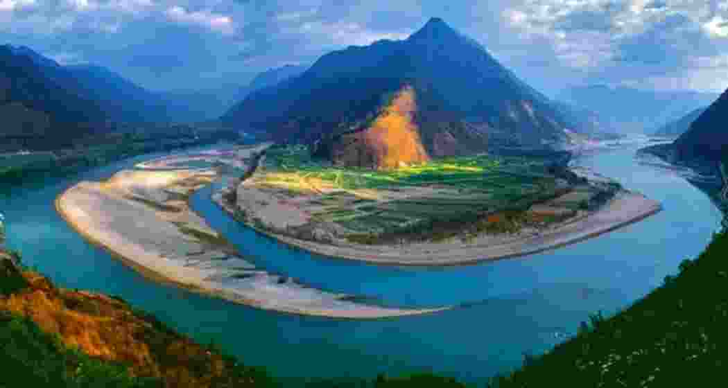 The Great U Bend of the Yarlung Tsangpo River in Tibet.
