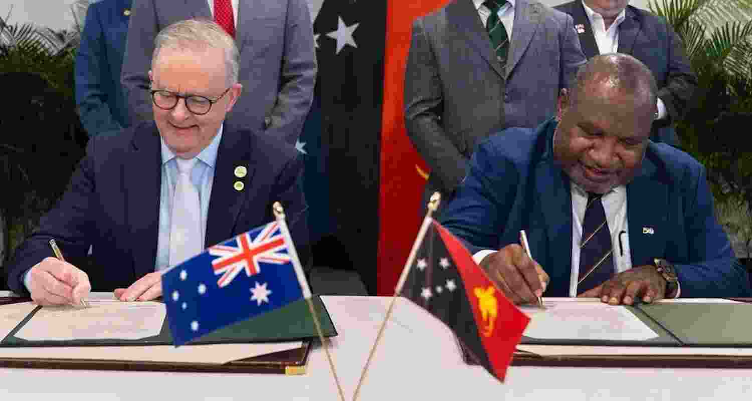 Prime Minister Anthony Albanese and his Papua New Guinea counterpart James Marape have signed a communique supporting a future mutual defence pact. 