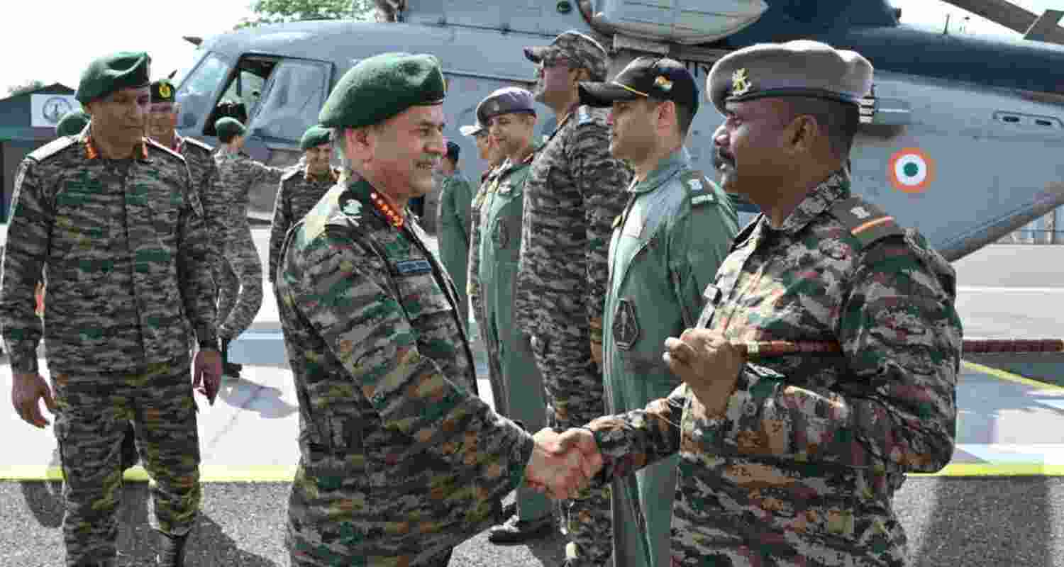 Army Chief reviews operational readiness of troops