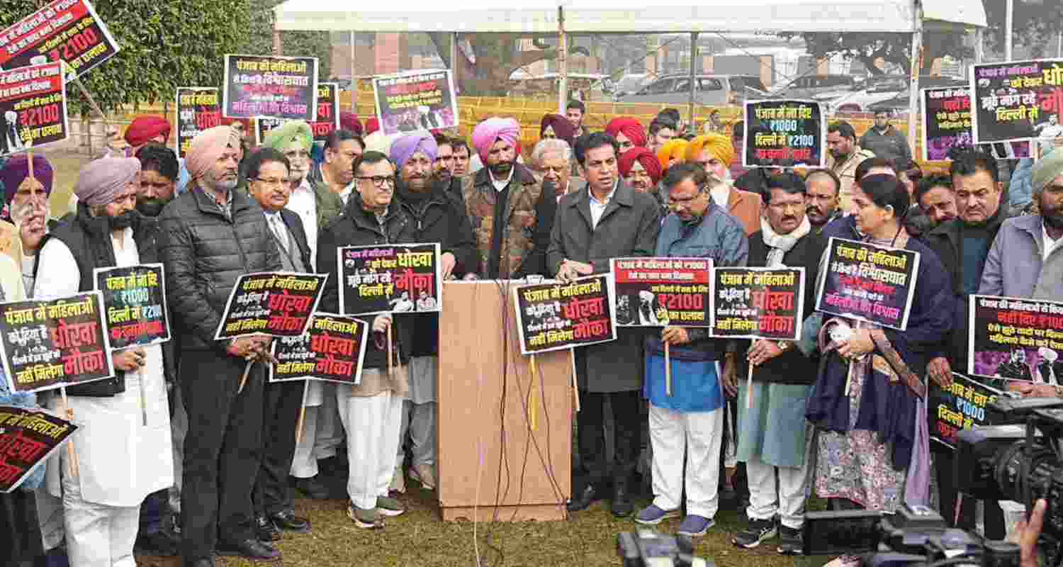 Punjab Congress warns Delhi voters about AAP's unfulfilled promises. 