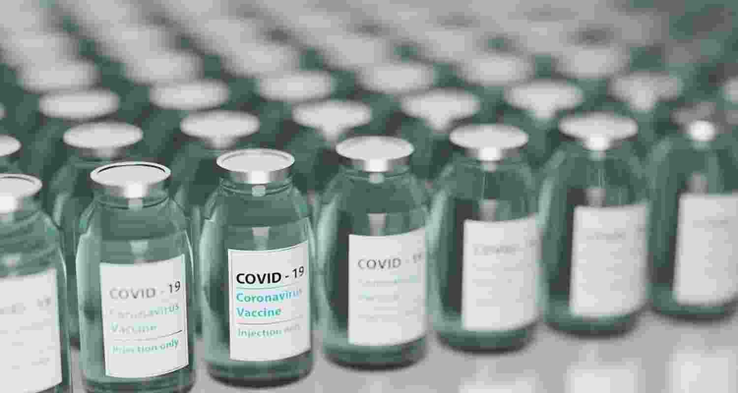 SC dismisses PIL alleging side-effects of COVID-19 vaccines
