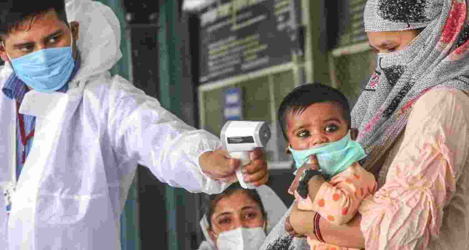 India records 159 fresh cases of coronavirus, with 3 people losing the battle to the disease. 