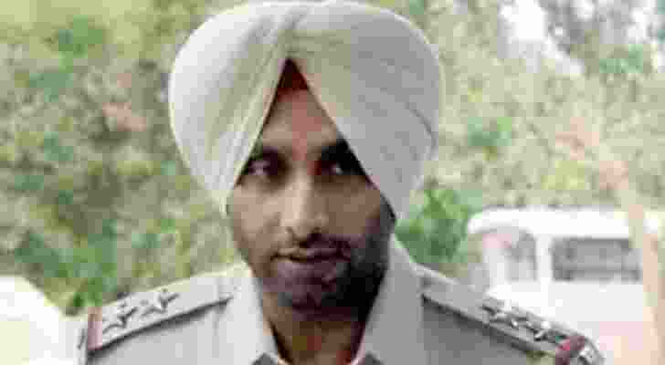 A Punjab Armed Police (PAP) deputy superintendent Dalbir SIngh found dead mysterious circumstances in Jalandhar