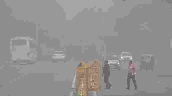 As winter approaches, Delhi's air quality index nears 'poor' mark