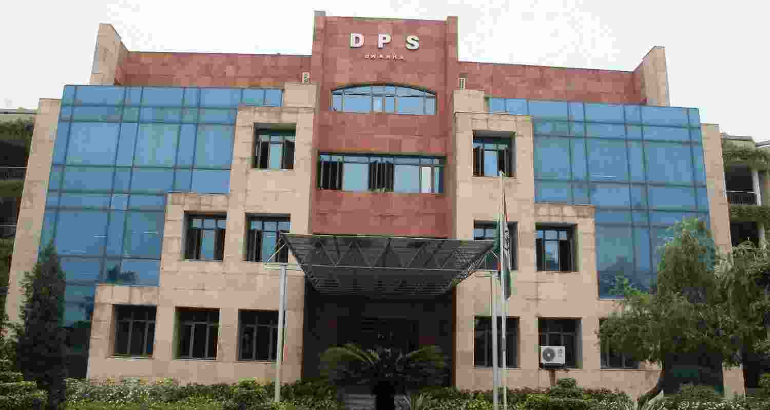 Delhi Public School in Sector 23, Dwarka received the bomb threat.