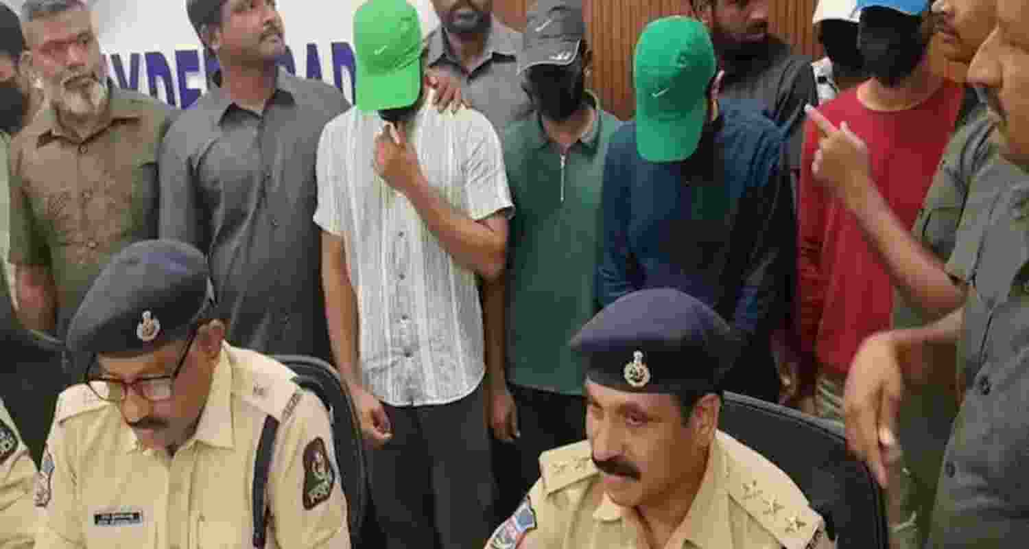 A huge drug peddling network in Hyderabad, which was operating through a dating app, was busted, officials said on Friday.