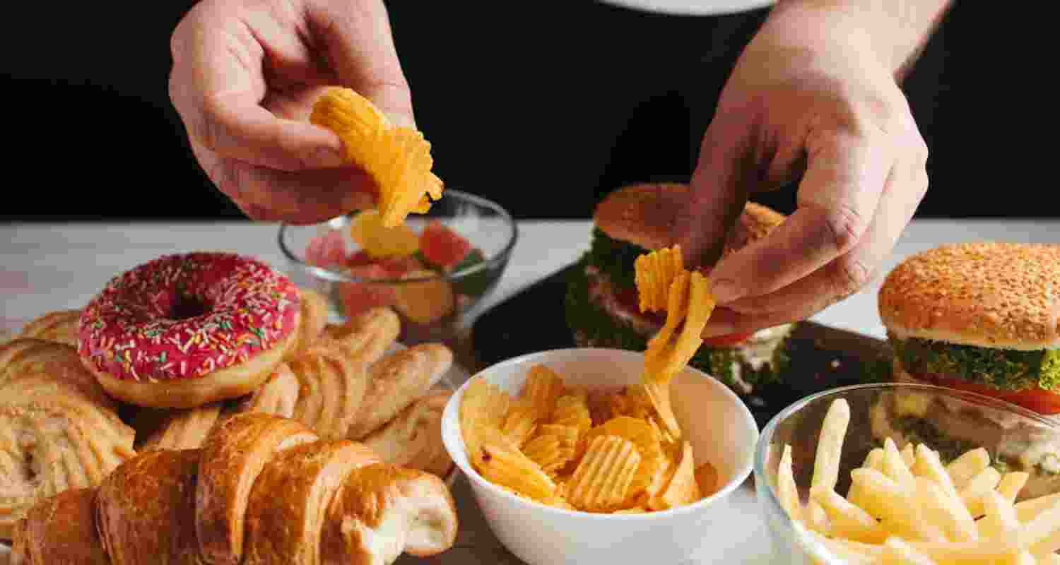 How to manage emotional eating during tough times