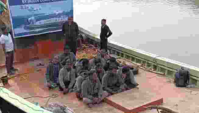 14 fishermen return home after 3 months in B’desh jail