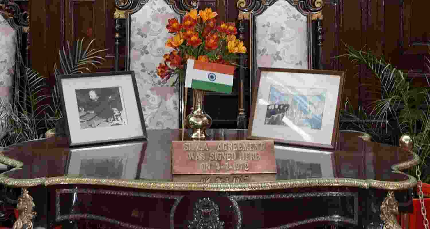 the then Prime Minister Indira Gandhi and Pakistan president Zulfikar Ali Bhutto on the intervening night of July 2 and 3, 1972. 