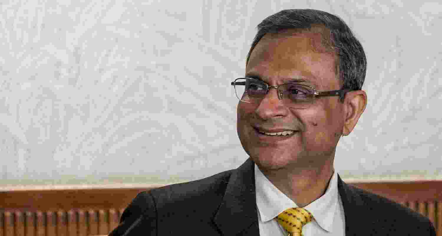 Malhotra also proposed to establish transparent reference rates for currencies of India’s major trading partners to facilitate INR-based transactions