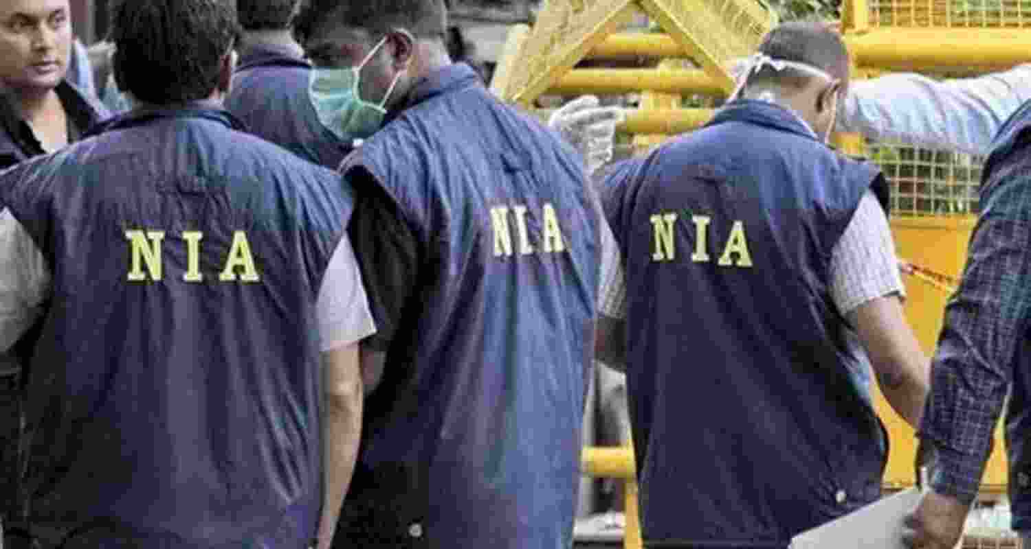 During the simultaneous raids, investigators reportedly seized several digital devices, including mobile phones and SIM cards, along with bank passbooks and other documents