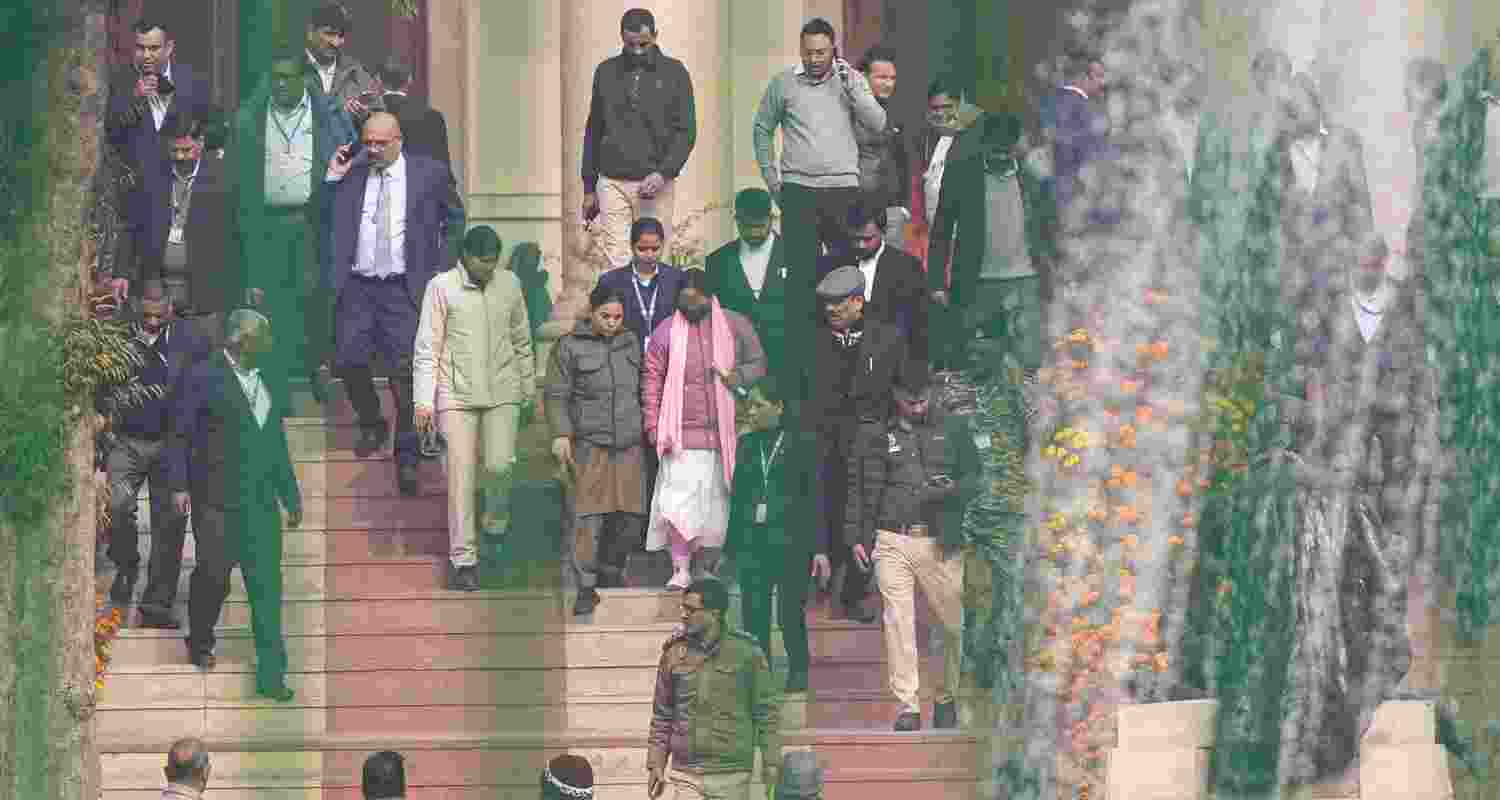 The bench observed that substantial questions of law arise for consideration in the matter, including ambiguity on the definition of ‘public servant’ under the POCSO. While a patwari or police constable could be convicted under Section 6 of the POCSO, an MLA would not be considered a public servant, it noted