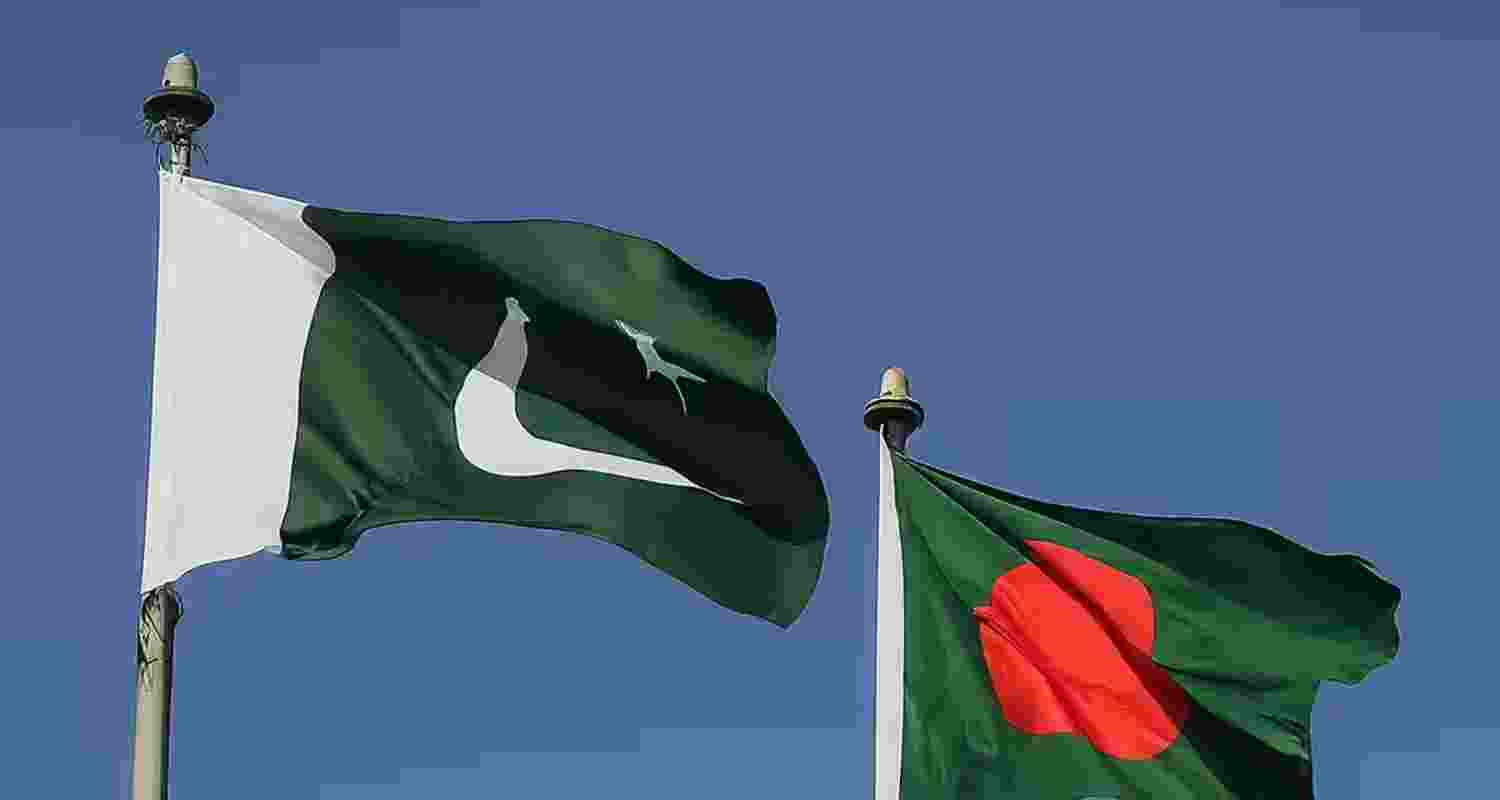 According to sources in the intelligence establishment, Brig Azmi met Pakistan’s Deputy High Commissioner, Mohammad Wasif, at his Banani DOHS apartment on December 23 at around 2 pm